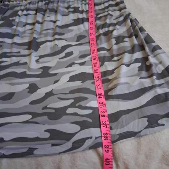 Torrid Women's Size 3X Gray Camo Super Soft Hooded Anorak Open Cardigan - Picture 11 of 12